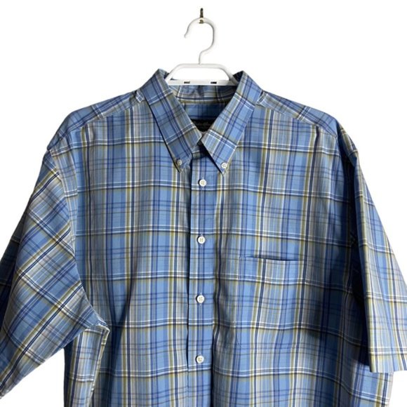 Eddie Bauer Men's Tall Relaxed Fit Plaid Wrinkle-Resistant Button-Down Shirt - Picture 2 of 7